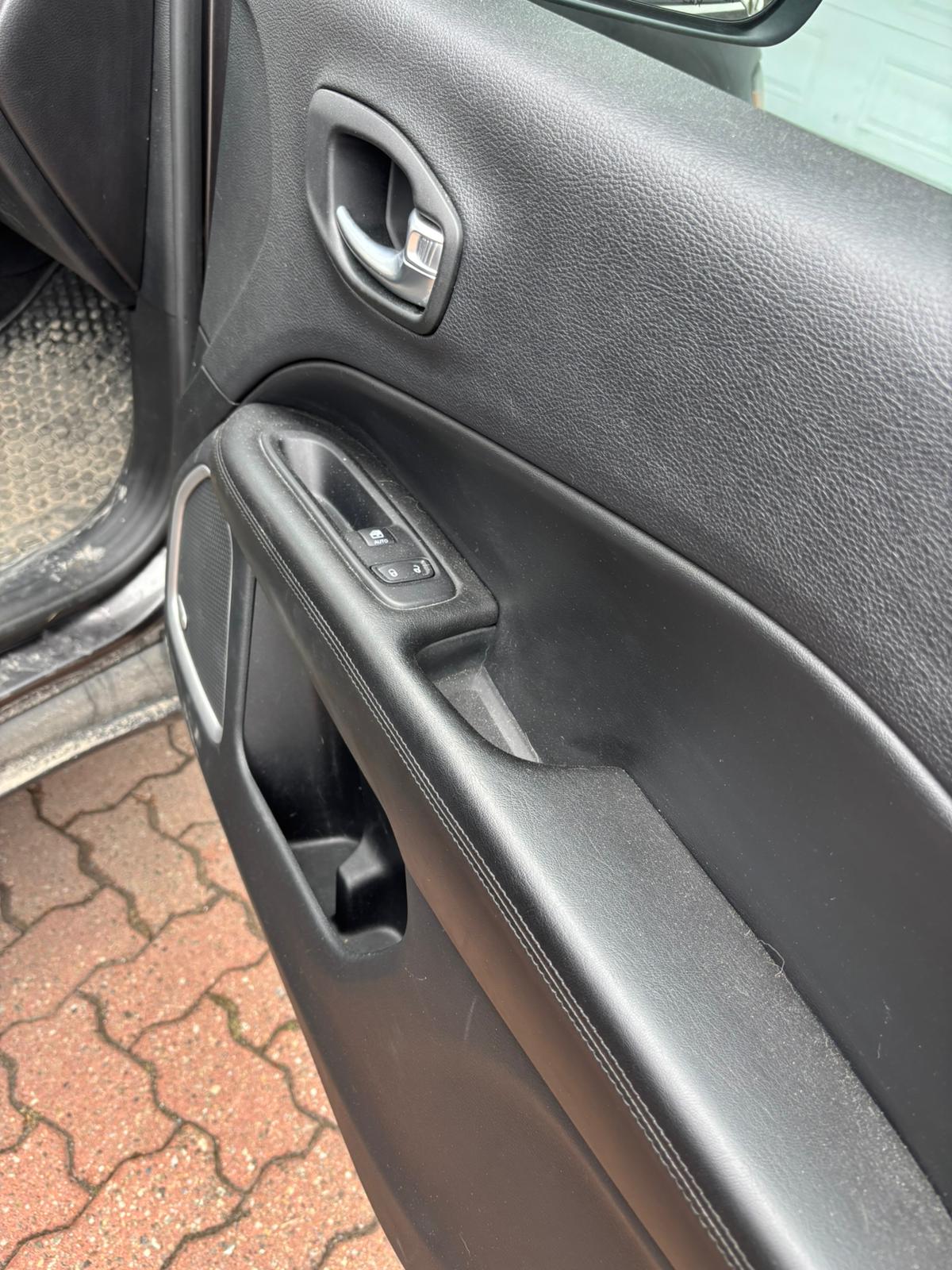 Panneau porte après nettoyage